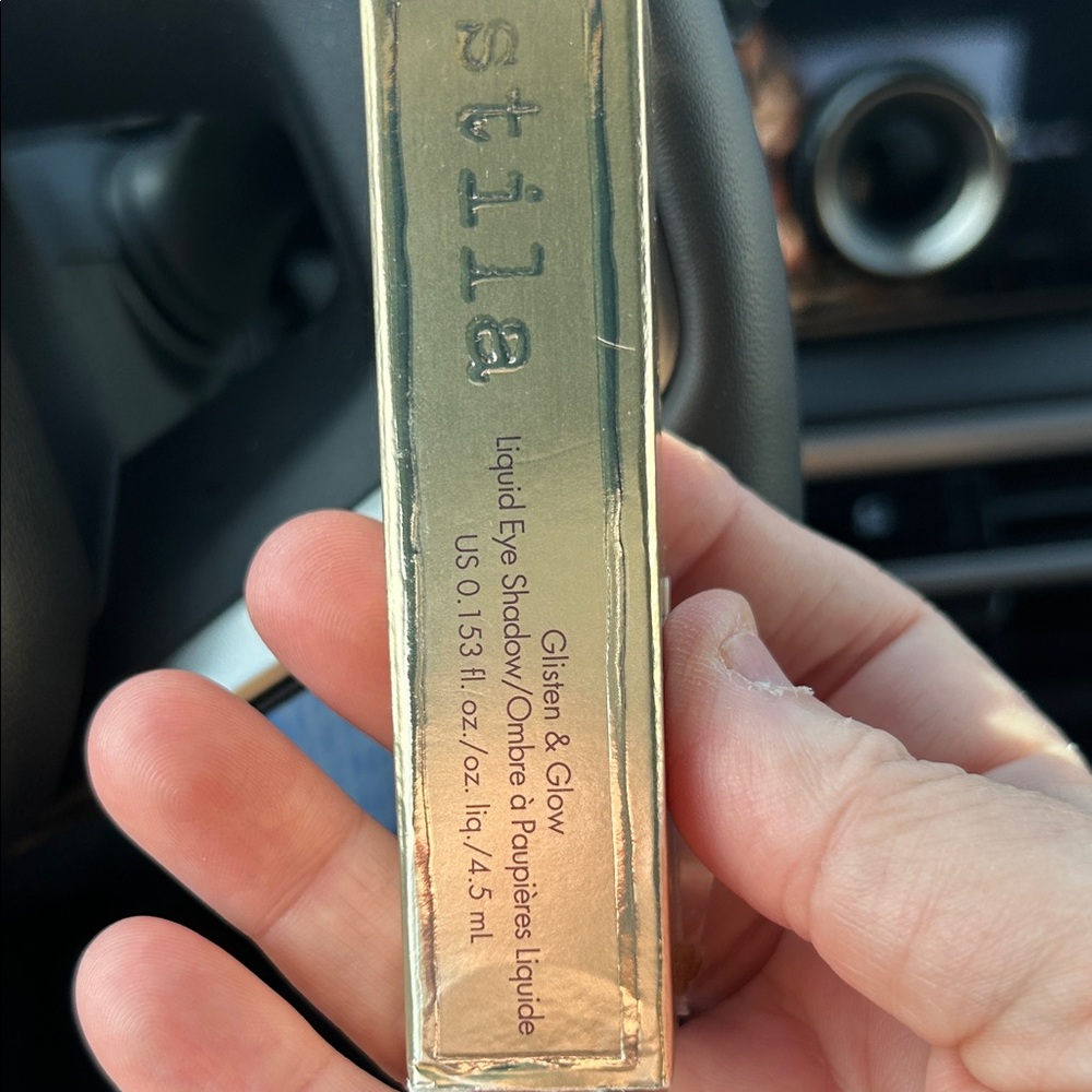 Stila Glisten & Glow Liquid Eye Shadow in Gold